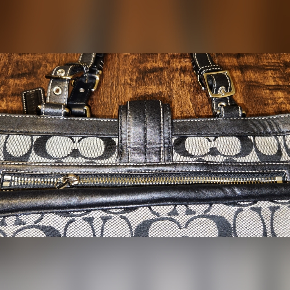 Coach Hampton Signature Handbag - Picture 13 of 13